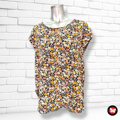 **HOY** Blusa con estampado florecitas ONLY Talla 40