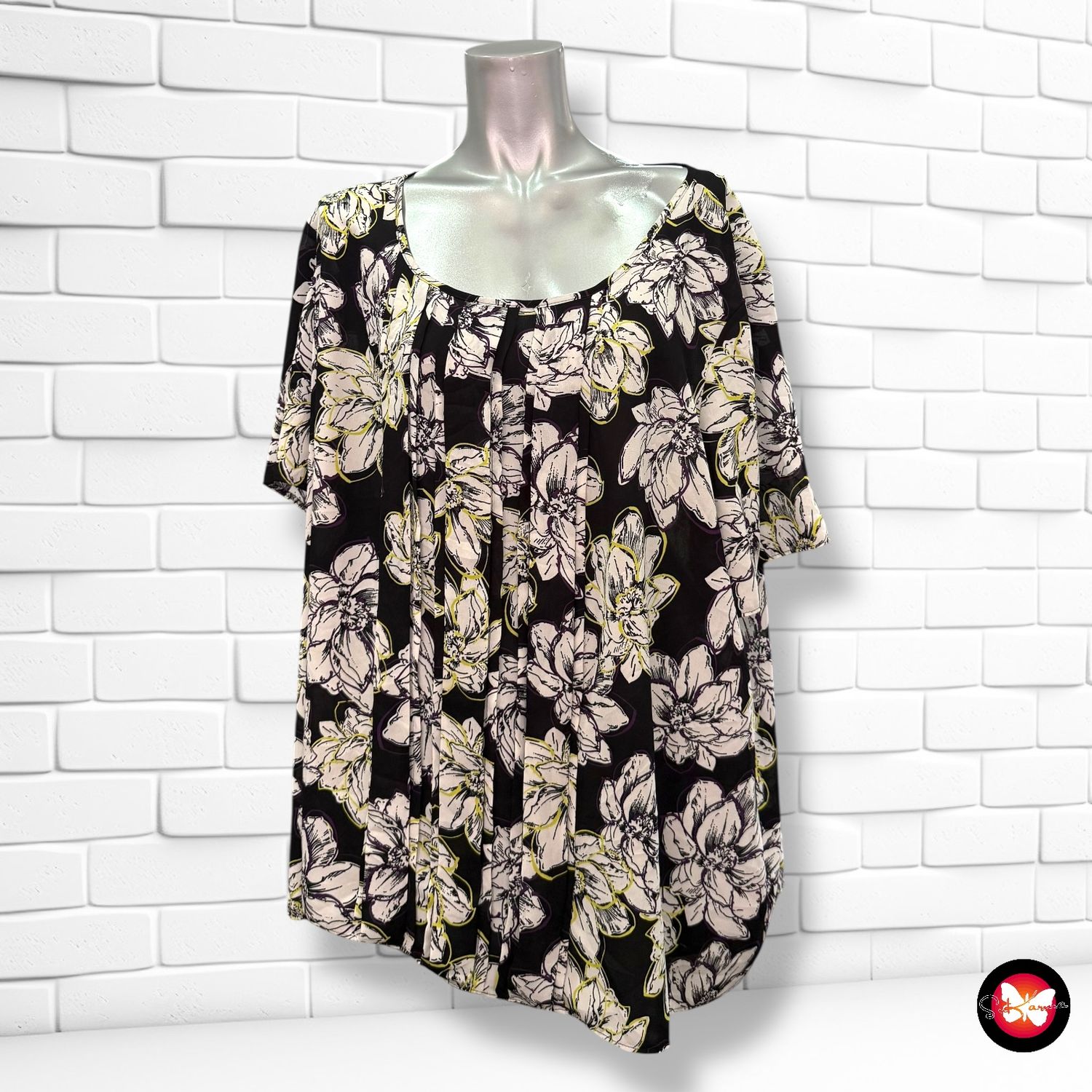 **HOY** Blusa estampado flores Talla 52 (24UK)