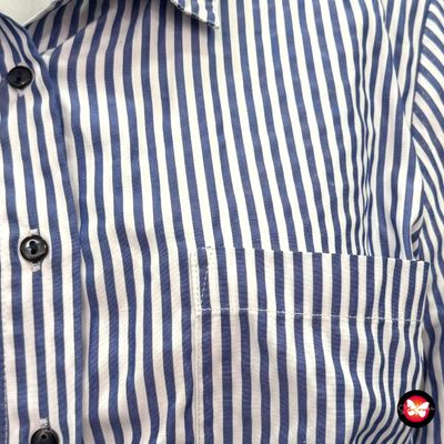 **HOY** Camisa de manga larga de rayitas SINSAY Talla M