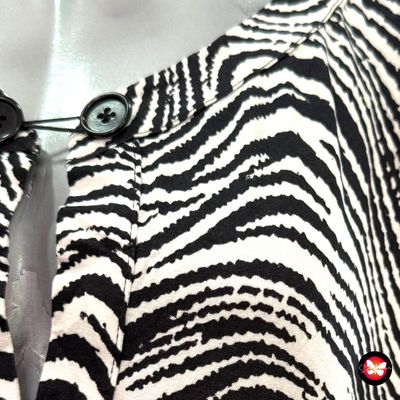 **HOY** Camiseta de manga corta &quot;CEBRA&quot; TU WOMAN Talla 50 (22UK)