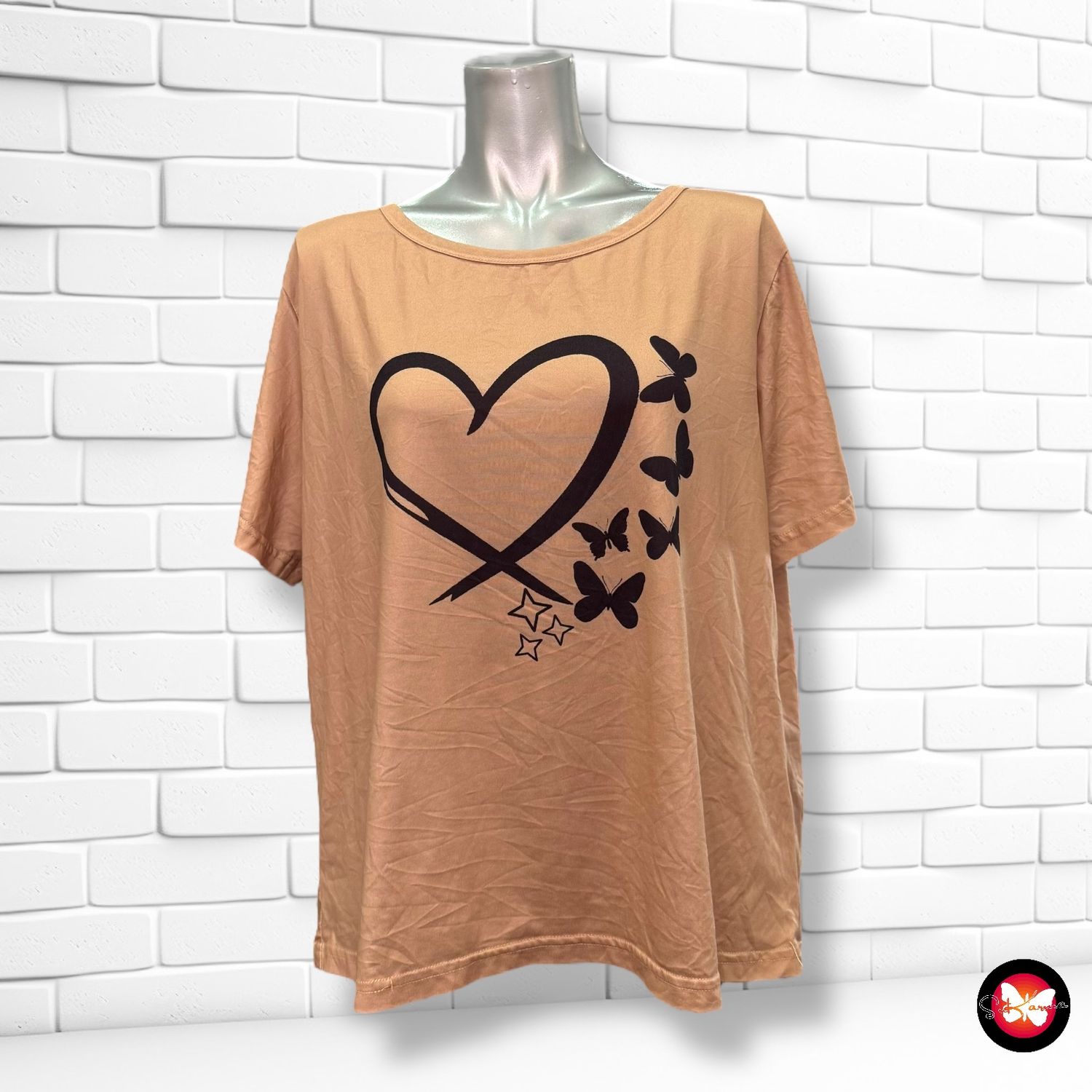 Camiseta de manga corta &quot;CORAZÓN + MARIPOSAS&quot; Talla XL