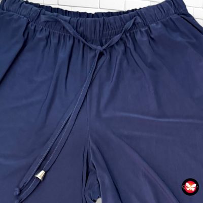 **HOY** Pantalón sueltito Talla M