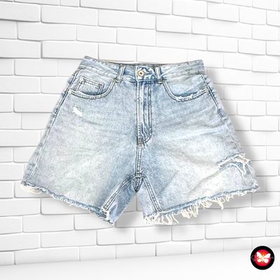 **HOY** Short vaquero STRADIVARIUS Talla 38