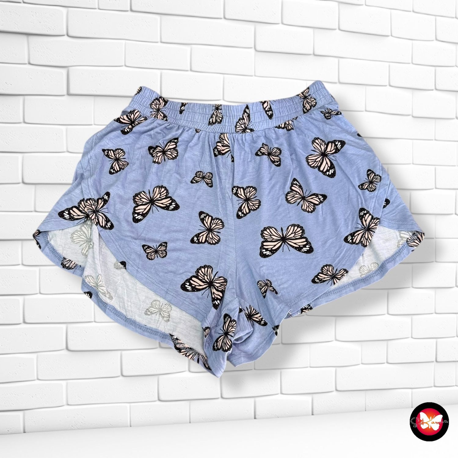 **HOY** Short sueltito mariposas NOBO Talla XS