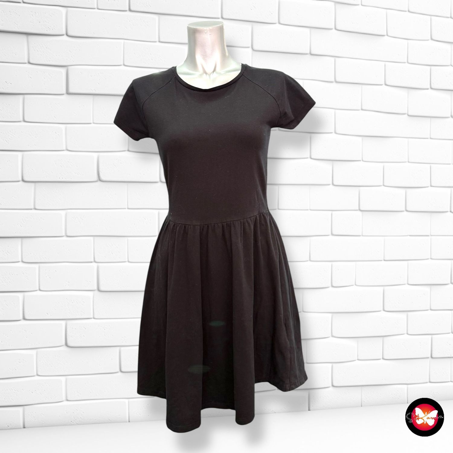 **HOY** Vestido básico de manga corta AMY&amp;IVY Talla S
