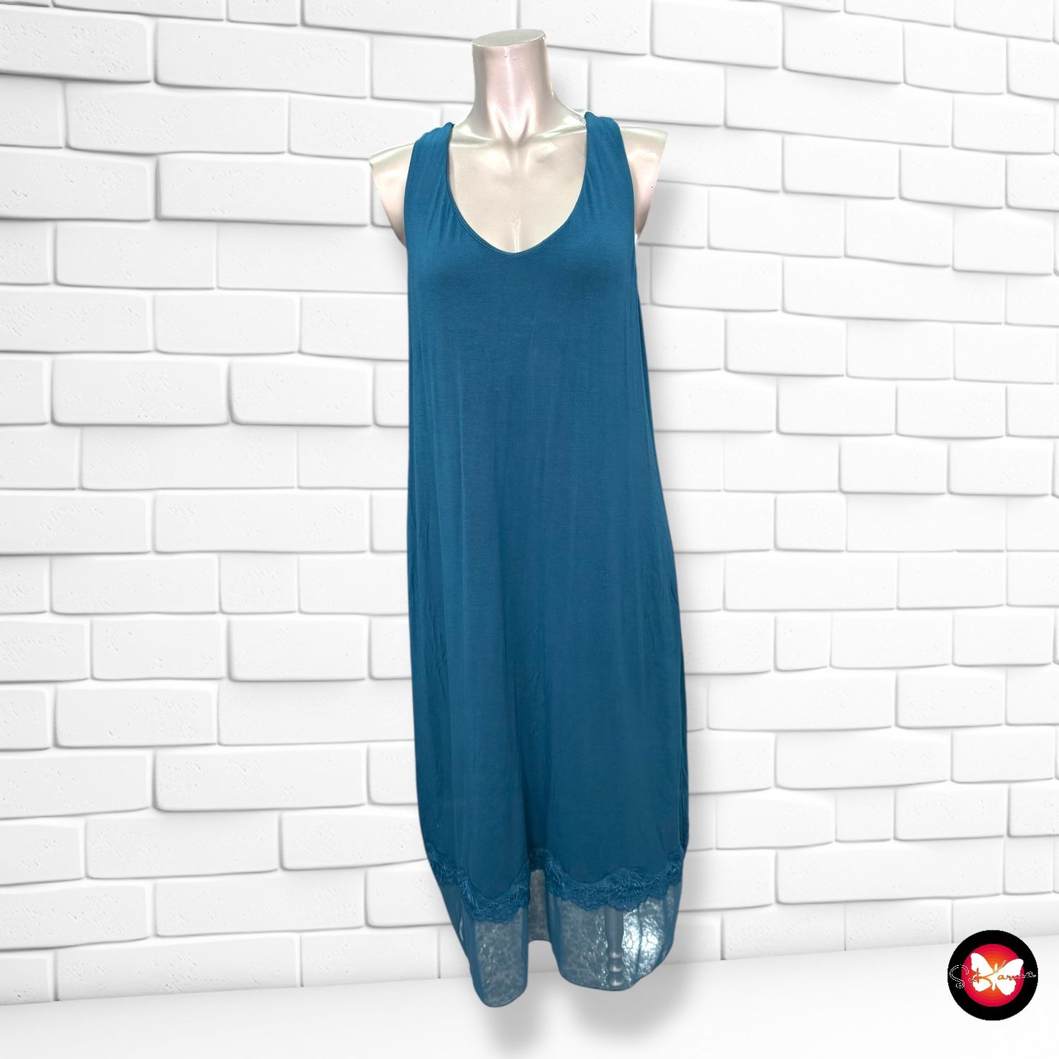 **HOY** Vestido de tirantes con tul y encaje TRIUMPH Talla M/L