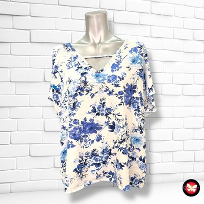 **HOY** Blusa de manga corta con flores EMERY ROSE Talla 0XL