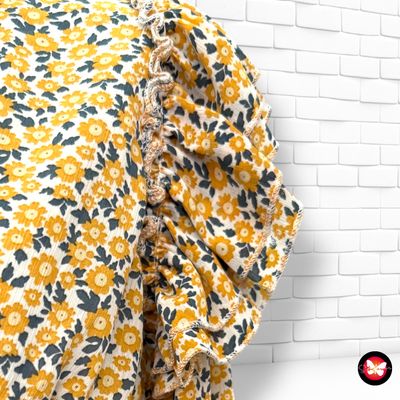 **HOY** Blusa cropped de mangar larga con florecitas Talla S