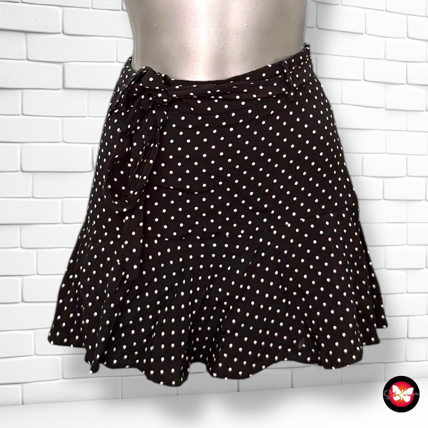 **HOY** Falda / short de lunares ZARA Talla XS