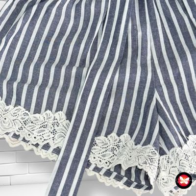 **HOY** Short sueltito de rayitas SHEIN Talla S