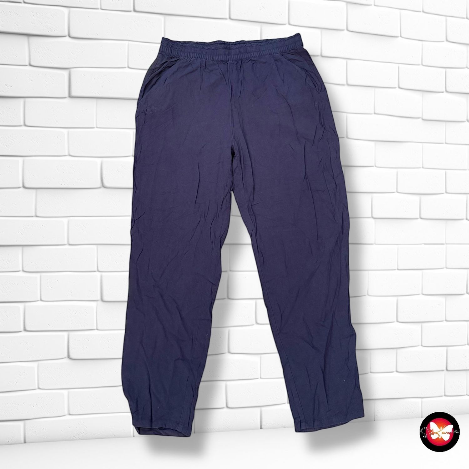 **HOY** Pantalón sueltito DIVIDED Talla 42