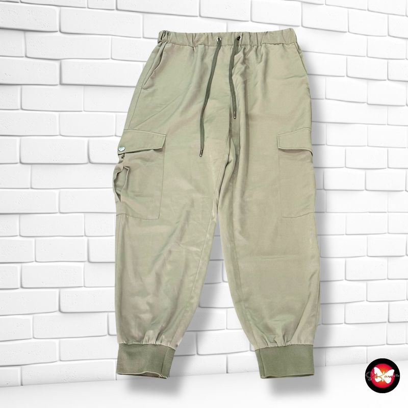 **HOY** Pantalón cargo ZARA Talla L