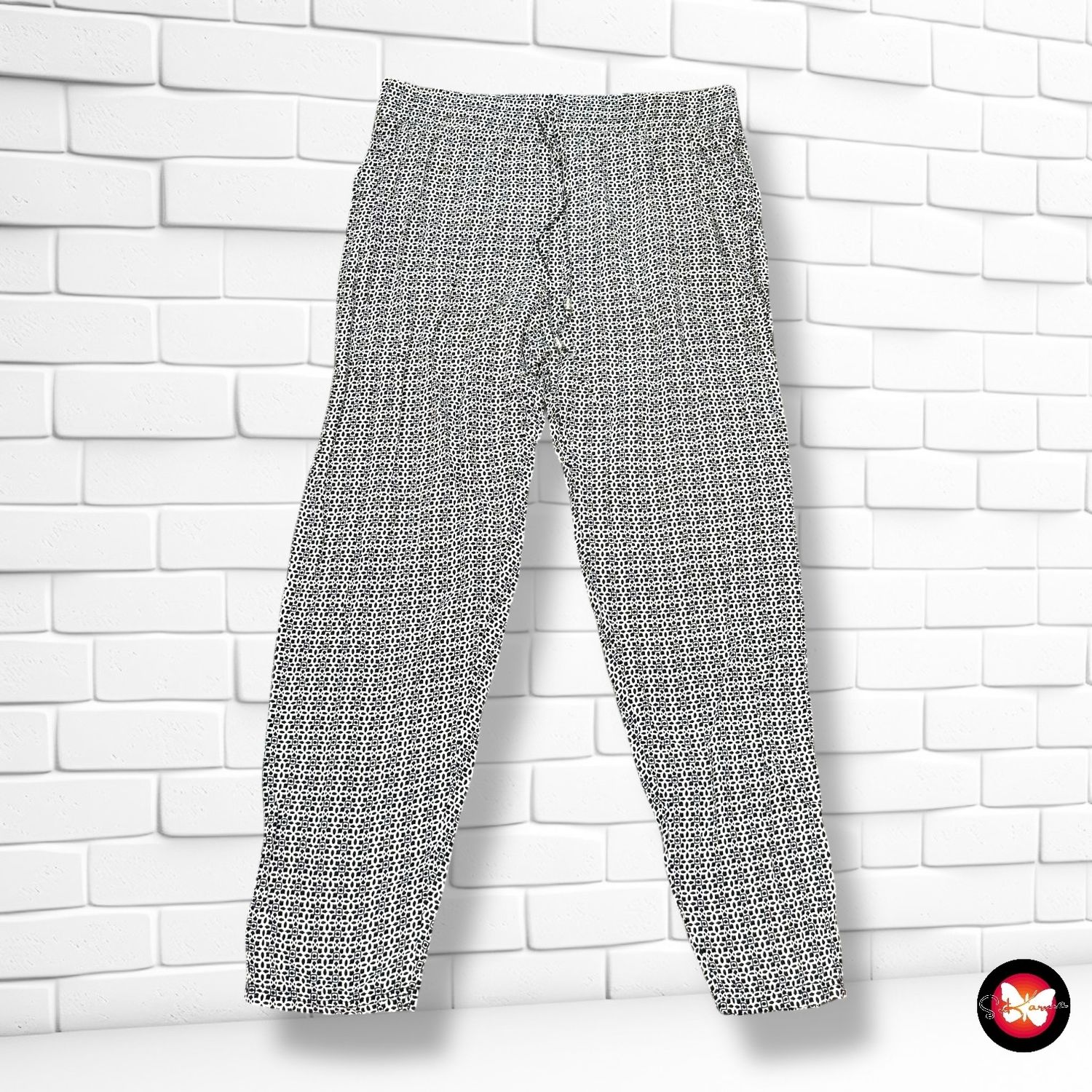 **HOY** Pantalón sueltito Talla M/L