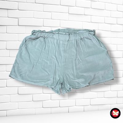 **HOY** Short sueltito básico PRIMARK Talla 40