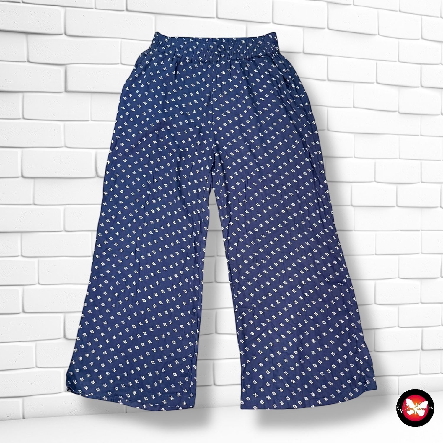 **HOY** Pantalón sueltito Talla M/L