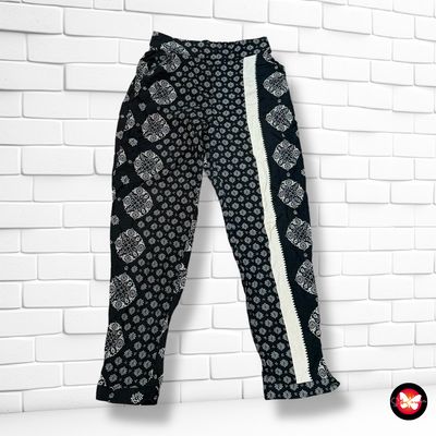 **HOY** Pantalón sueltito OYSHO Talla S