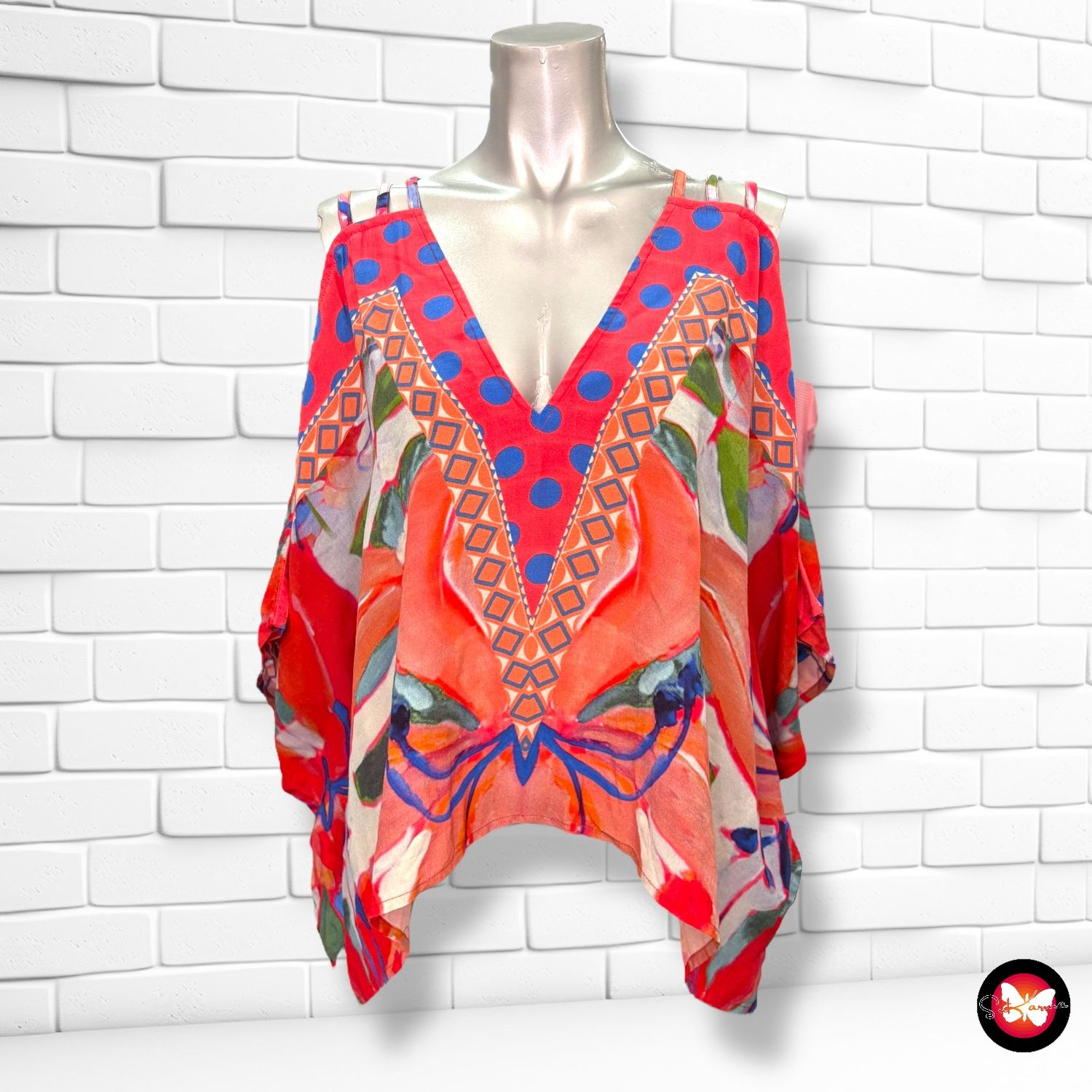 **HOY** Blusa corte mariposa BLANK LONDON Talla Única