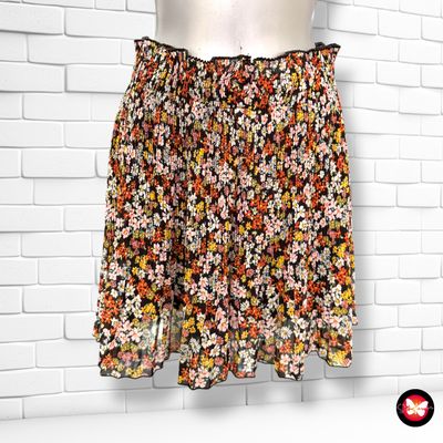 **HOY** Falda / short de florecitas STRADIVARIUS Talla M