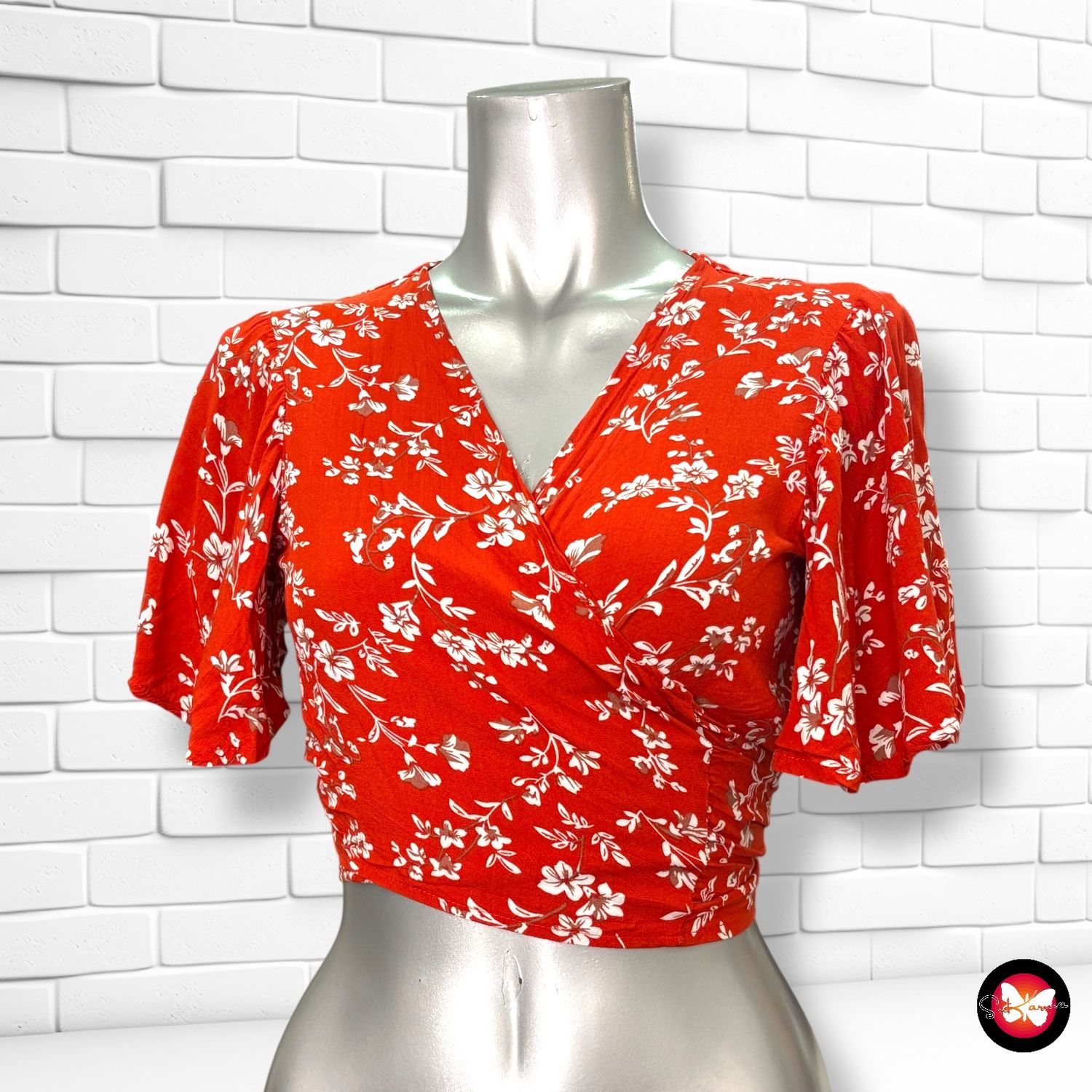 **HOY** Blusa cropped cruzada SHEIN Talla XS