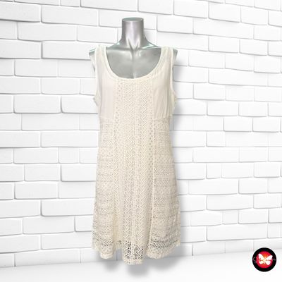 **HOY** Vestido sin mangas con encaje PULL&amp;BEAR Talla M
