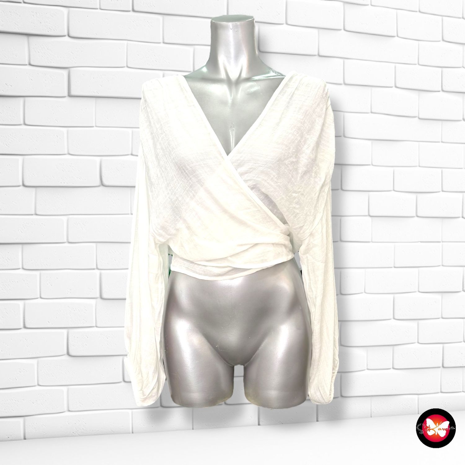**HOY** Chaquetita de verano con mangas abullonadas Talla M (grande)