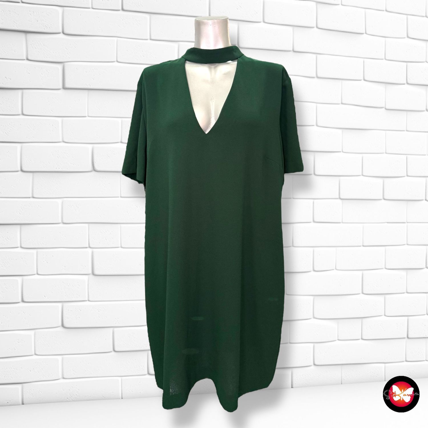 **HOY** Vestido de manga corta con escote ZARA Talla XL