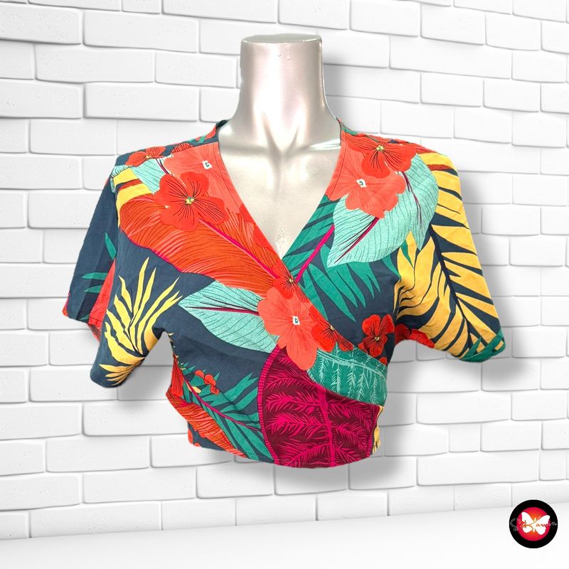 **HOY** Blusa cruzada cropped YOZY Talla S