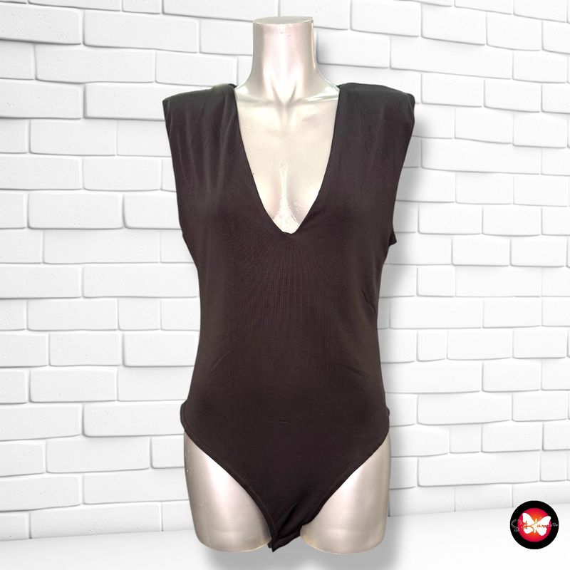 **HOY** Body básico con hombreras NEW LOOK Talla 44