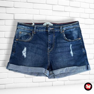 Short vaquero BERSHKA Talla 38
