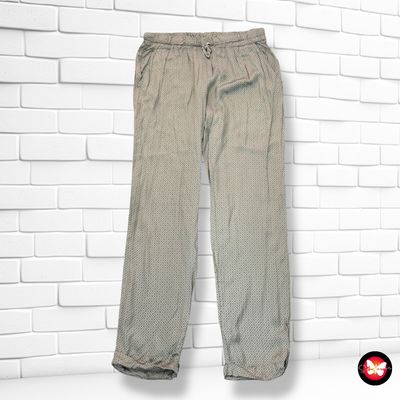 **HOY** Pantalón suelto sedoso Talla M/L