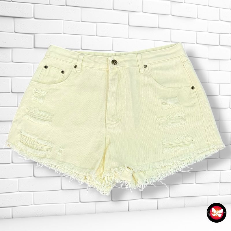 **HOY** Short vaquero SHEIN Talla L (W30)