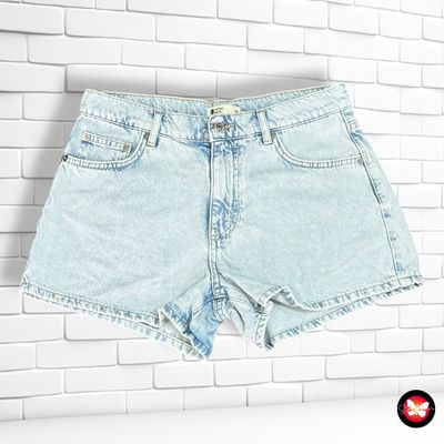 **HOY** Short vaquero GINA TRICOT Talla 38