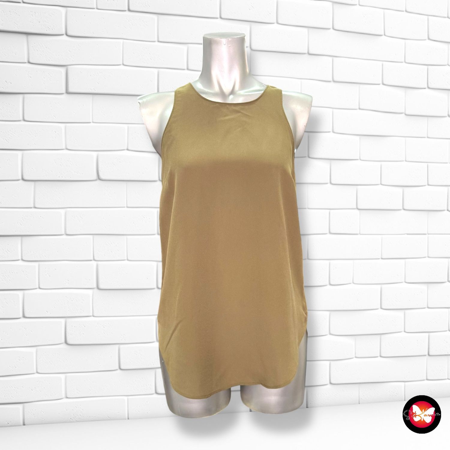 **HOY** Blusa sin mangas STRADIVARIUS Talla S