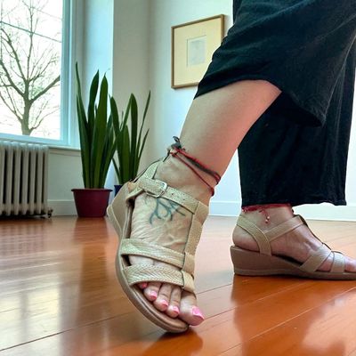**HOY** Sandalias de tiras T38
