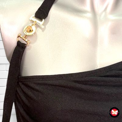 **HOY** Blusa de noche con drapeado cierre de metal Talla S/M
