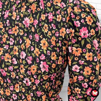 **HOY** Blusa de mangas abullonadas de florecitas DIVIDED Talla 36