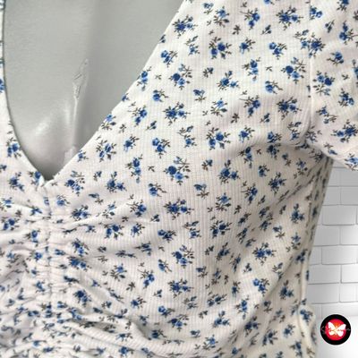**HOY** Camiseta canalé de florecitas SHEIN Talla S