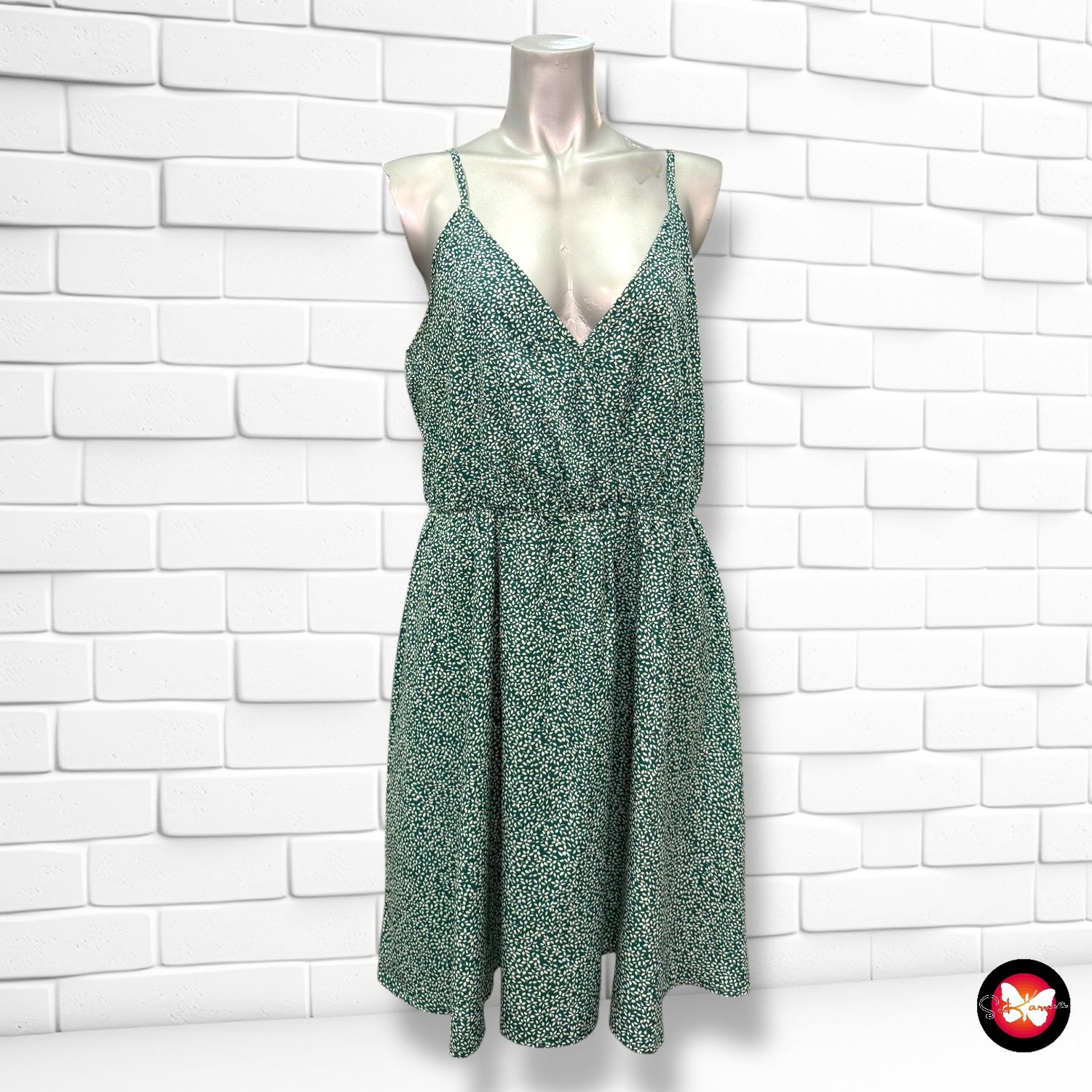 Vestido de tirantes de florecitas SHEIN Talla L