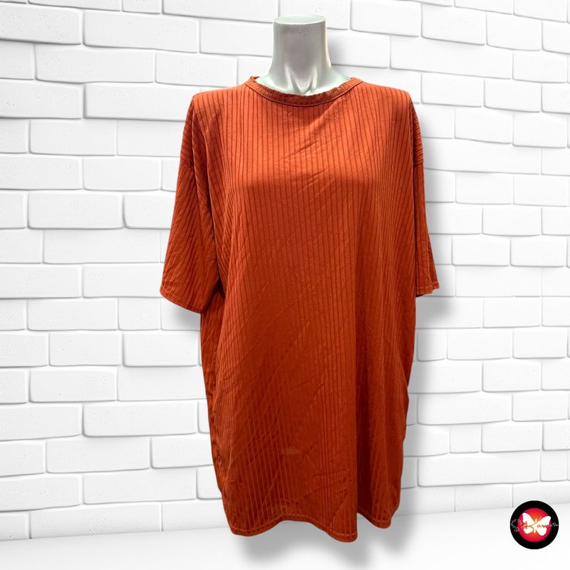 **HOY** Camiseta de manga corta canalé BOOHOO Talla 42 (muy grande)