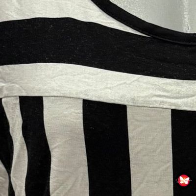 **HOY** Camiseta de manga corta de rayas FLAME Talla XL (pequeña)