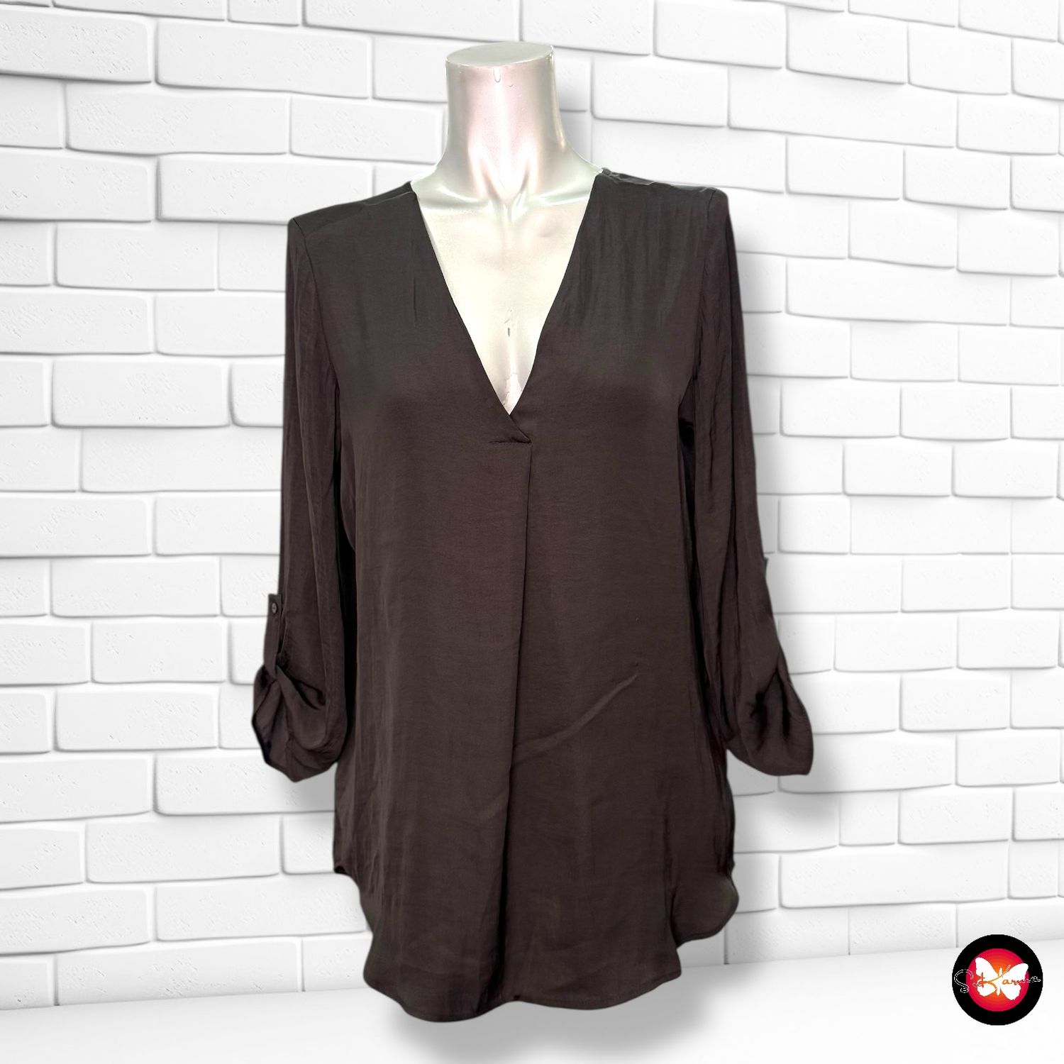 Blusa de media manga satinada STRADIVARIUS Talla M