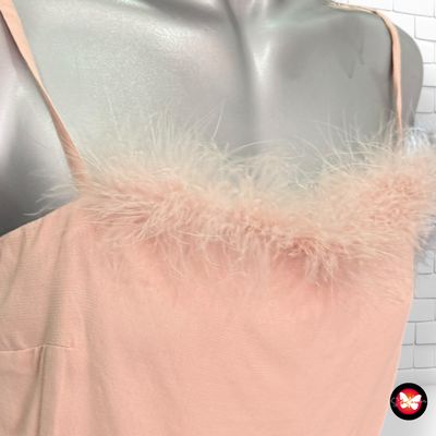 Blusa de tirantes con plumas BERSHKA Talla S