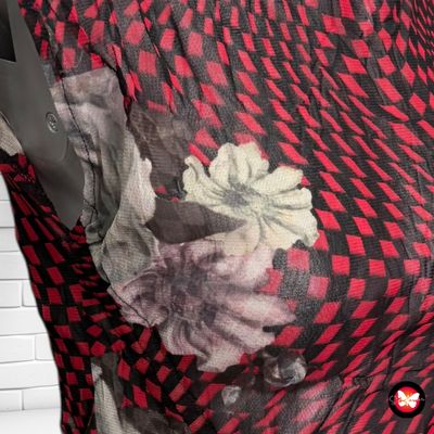 Blusa traslúcida estampada MAT SUI Talla M
