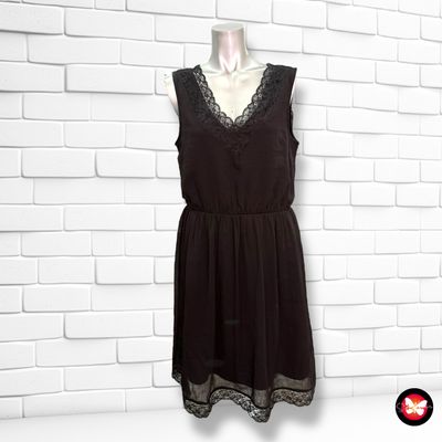 **HOY** Vestido sin mangas con encaje VERO MODA Talla M