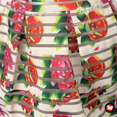 **HOY** Falda armada LUC-CE Talla S