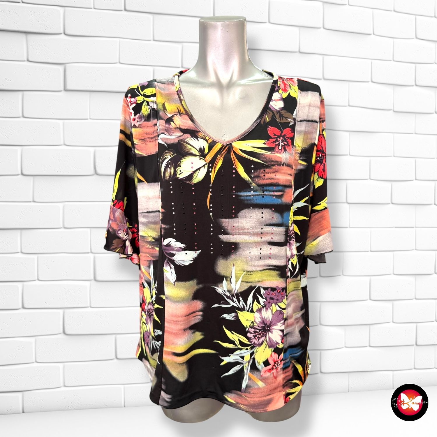 **HOY** Blusa de manga corta estampado flores  Talla XL