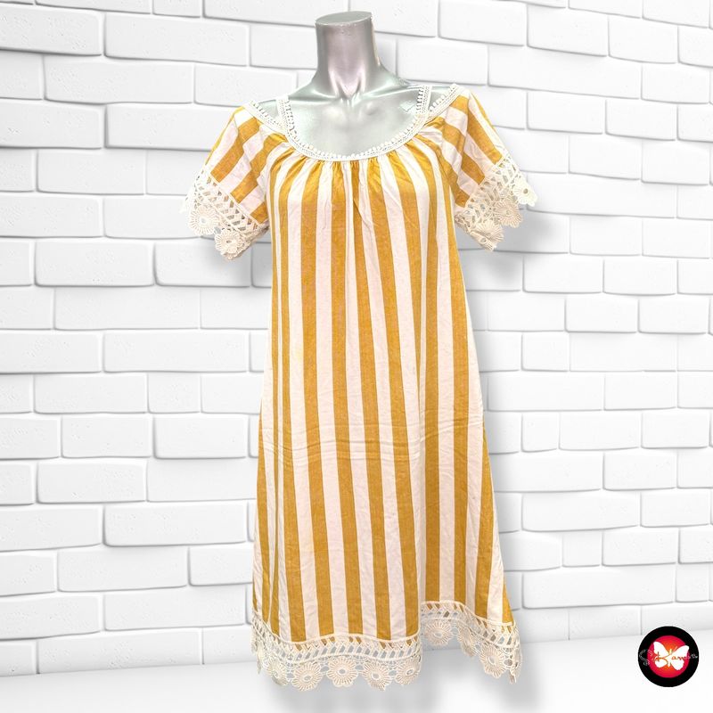 **HOY** Vestido de rayas con hombros al aire Talla S/M