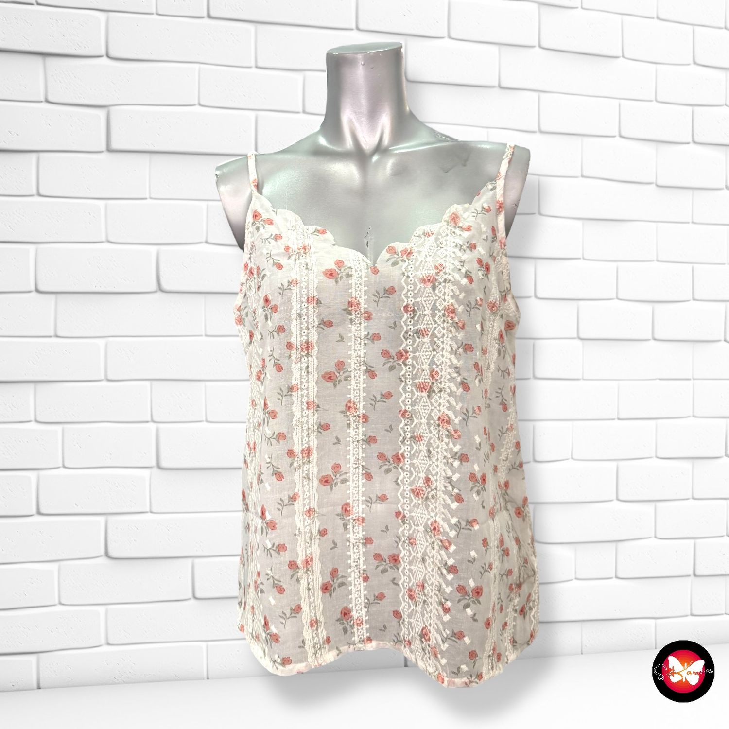 **HOY** Blusa de broderie con florecitas SHEIN Talla S