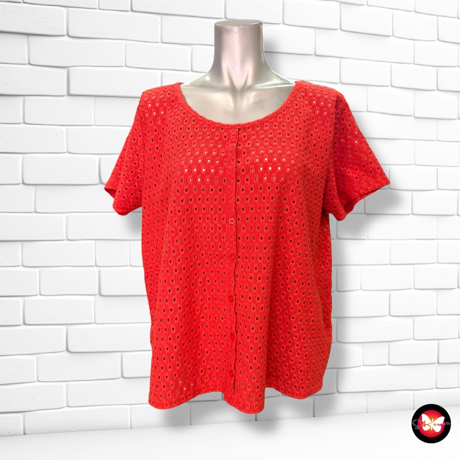 **HOY** Blusa caladita de manga corta GINA Talla L