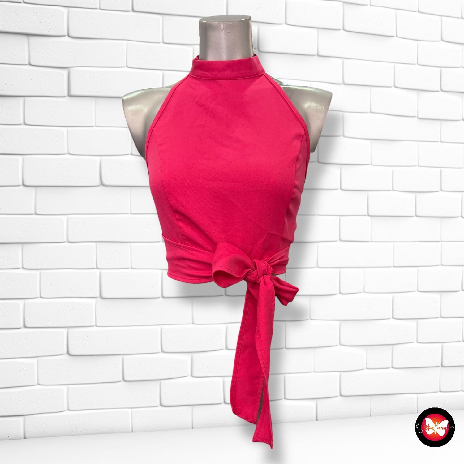 **HOY** Blusa cropped halter SHEIN Talla S